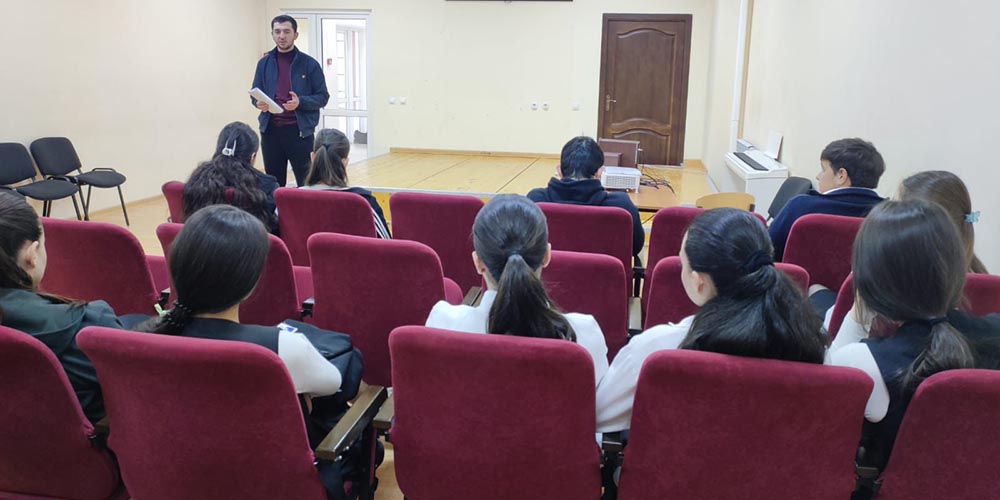 В Ленингорском районе усилена работа по профилактике криминальной субкультуры среди подростков