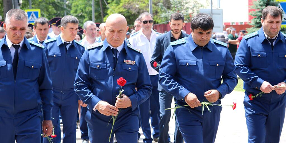 Работники органов прокуратуры Республики Южная Осетия почтили память миротворцев