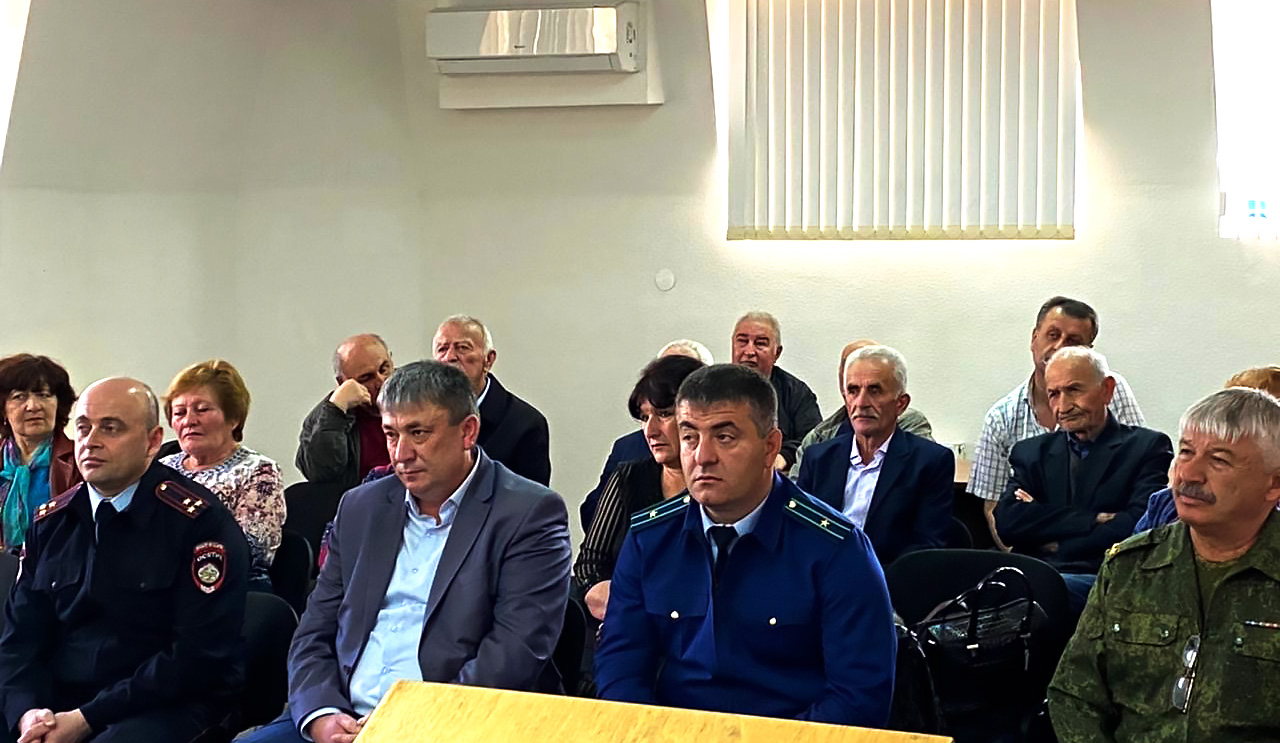 Прокурор Цхинвальского района Алан Валиев принял участие в работе отчетно-выборной конференции Совета ветеранов Цхинвальского района